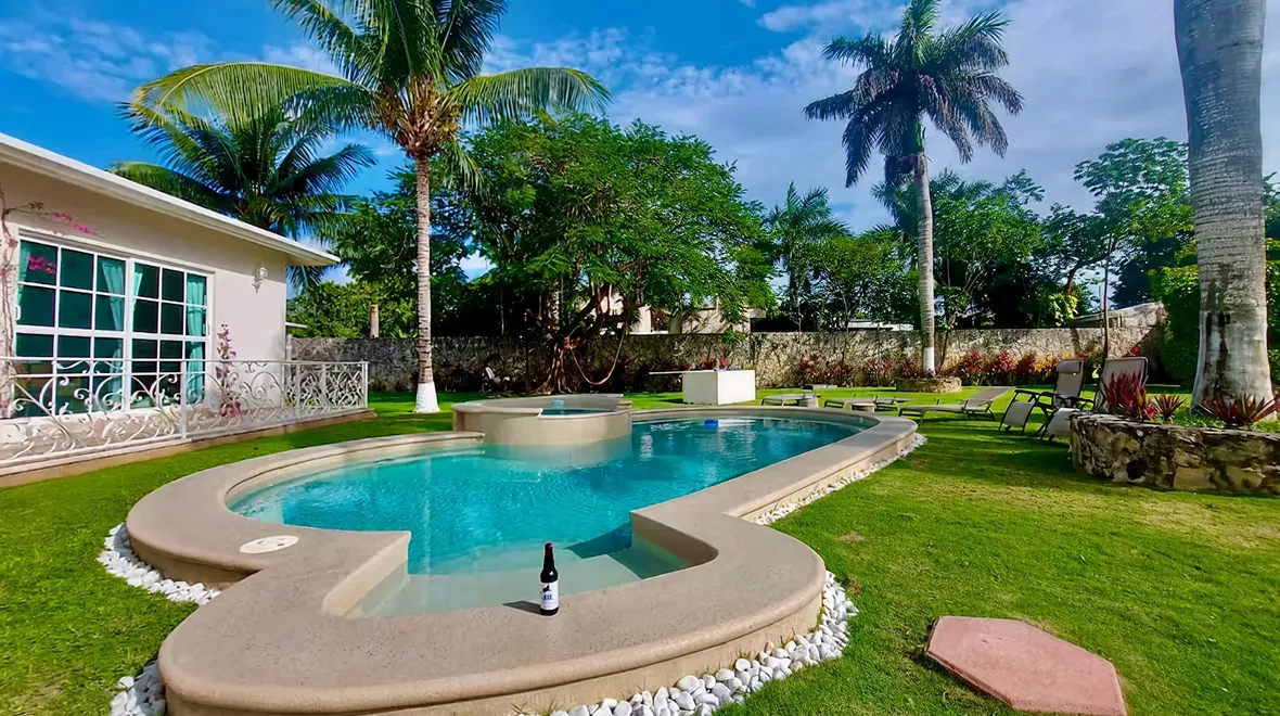 Contact real estate Cancun