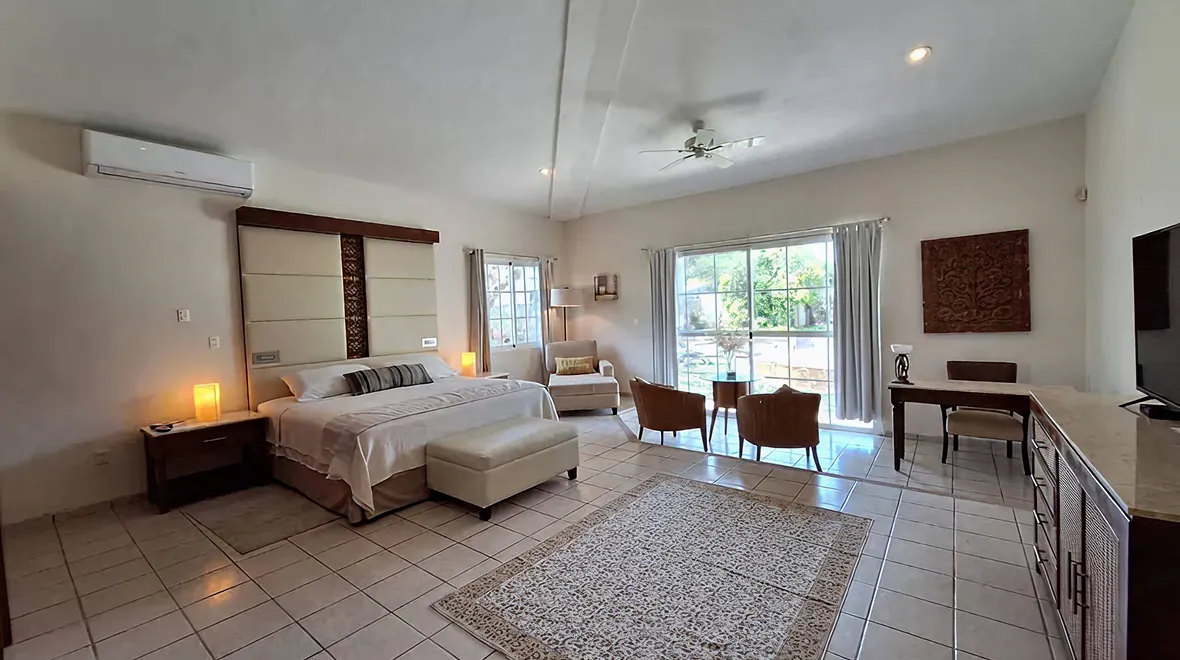 Contact real estate Cancun